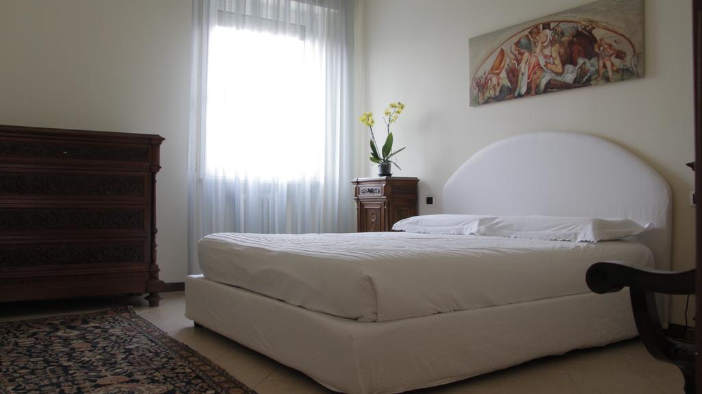 Apartamento Casa Farinati Verona Habitación foto